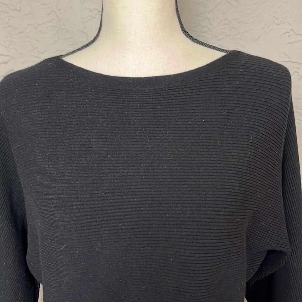 Staccato Dolman Cropped Sweater - Picture 3 of 8